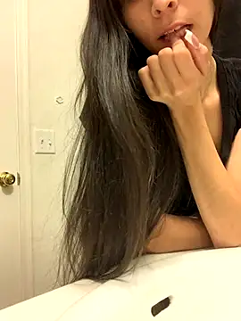 lovinlush online show from October 24, 4:17 pm