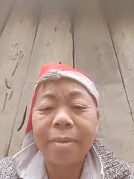 VangLe73 online show from October 25, 3:38 am