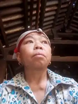 Snapshot of VangLe73 chatting on February 16, 6:45 am VangLe73 online show from February 16, 6:45 am