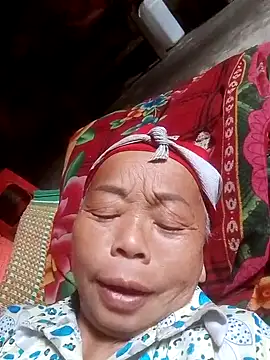 VangLe73 online show from October 17, 6:06 am