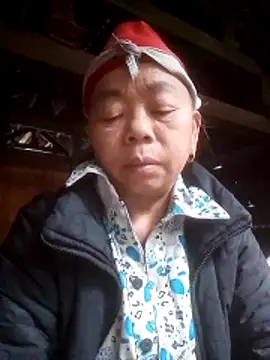 Snapshot of VangLe73 chatting on February 3, 4:10 am VangLe73 online show from February 3, 4:10 am