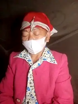 VangLe73 online show from October 26, 7:47 pm