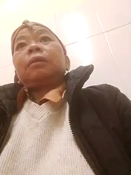 Snapshot of VangLe73 chatting on December 20, 12:08 pm VangLe73 online show from December 20, 12:08 pm