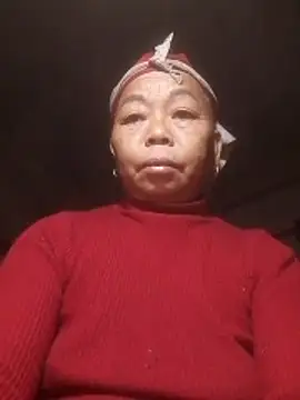 Snapshot of VangLe73 chatting on February 23, 11:33 am VangLe73 online show from February 23, 11:33 am