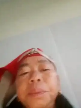 Snapshot of VangLe73 chatting on December 17, 12:15 am VangLe73 online show from December 17, 12:15 am