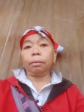 Snapshot of VangLe73 chatting on February 11, 9:31 am VangLe73 online show from February 11, 9:31 am