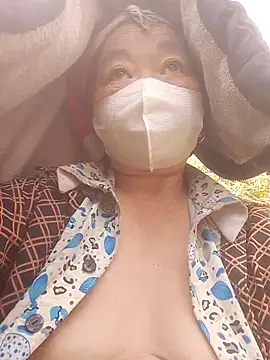 Snapshot of VangLe73 chatting on January 9, 4:30 am VangLe73 online show from January 9, 4:30 am