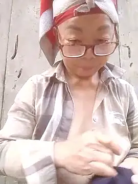 VangLe73 online show from October 30, 9:40 am