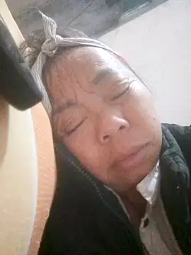 VangLe73 online show from November 8, 9:18 pm