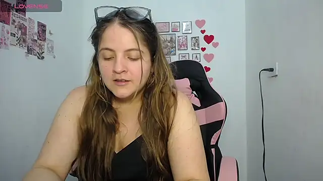 Pregnant Kloe online show from May 14, 10:29 pm