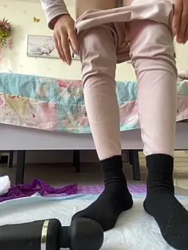 Snapshot of Alicia066 chatting on November 18, 4:27 am Alicia066 online show from November 18, 4:27 am