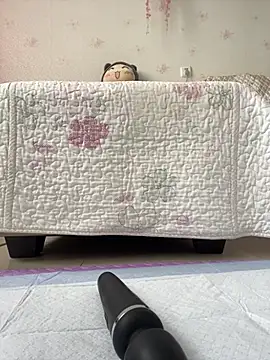 Snapshot of Alicia066 chatting on September 19, 5:00 am Alicia066 online show from September 19, 5:00 am