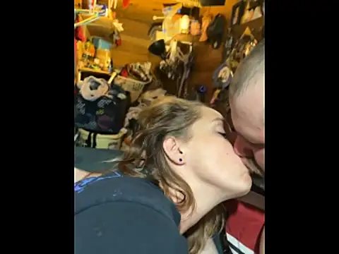 itsus2 online show from March 19, 9:48 pm