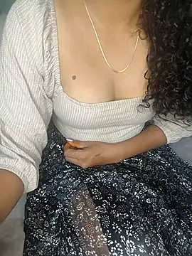 Tamilpallavi online show from November 20, 1:56 pm