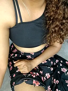 Snapshot of Tamilpallavi chatting on February 19, 5:54 pm Tamilpallavi online show from February 19, 5:54 pm