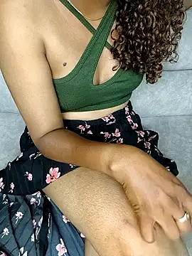 Tamilpallavi online show from March 19, 1:44 pm