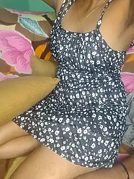 Snapshot of Tamilpallavi chatting on October 1, 1:37 pm Tamilpallavi online show from October 1, 1:37 pm