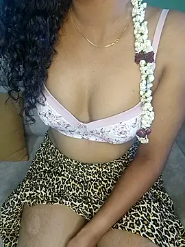 Tamilpallavi online show from December 17, 7:46 am