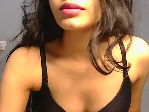 Tanvi Angel online show from January 18, 4:05 am