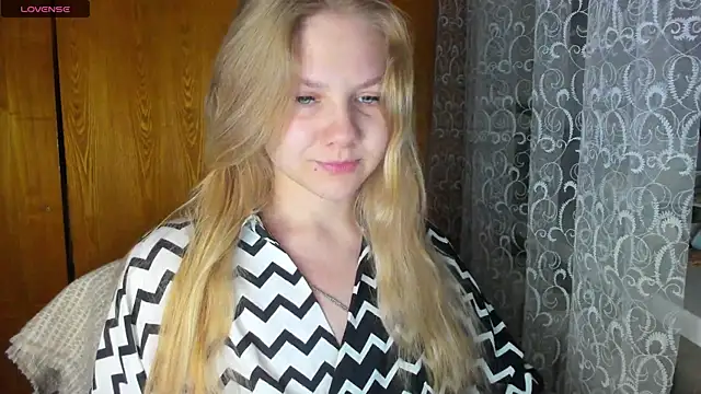 AlinaMors online show from December 4, 10:20 pm