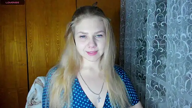 AlinaMors online show from December 3, 8:52 pm