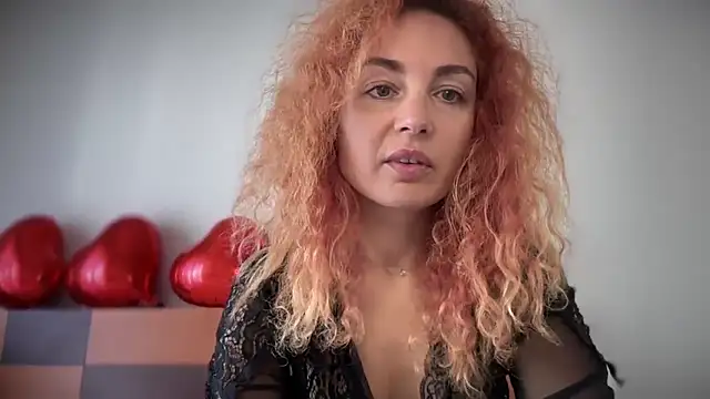 Reddgiirl online show from March 13, 9:14 am