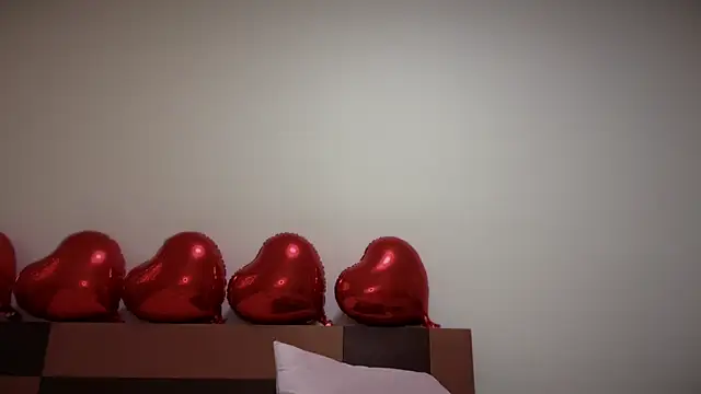 Reddgiirl online show from March 6, 10:38 pm