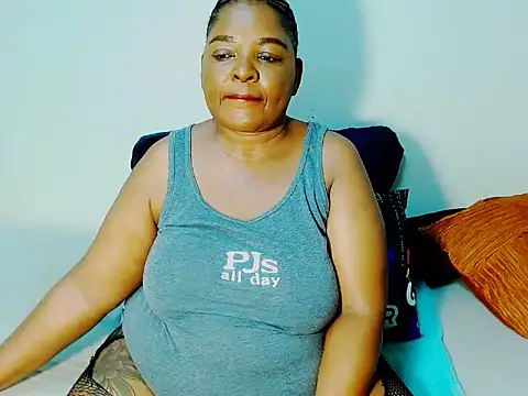 Love-Racheal75 online show from March 20, 2:01 am