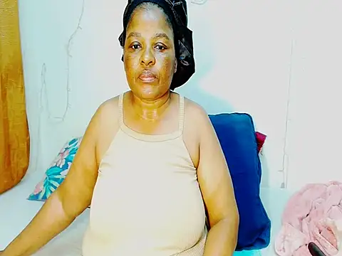 Love-Racheal75 online show from November 15, 4:05 am