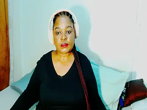 Snapshot of Love-Racheal75 chatting on June 24, 5:55 pm Love-Racheal75 online show from June 24, 5:55 pm