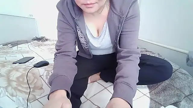 sakuradelreina online show from January 8, 4:07 am