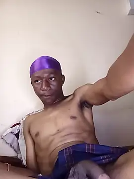 Snapshot of bhutimjongeni chatting on October 6, 1:12 pm bhutimjongeni online show from October 6, 1:12 pm