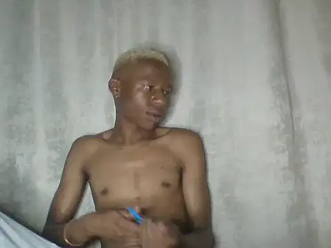 Snapshot of bhutimjongeni chatting on September 23, 4:25 pm bhutimjongeni online show from September 23, 4:25 pm