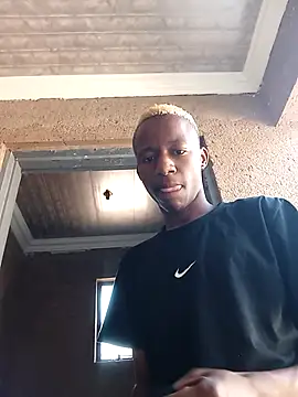 Snapshot of bhutimjongeni chatting on September 9, 8:13 am bhutimjongeni online show from September 9, 8:13 am