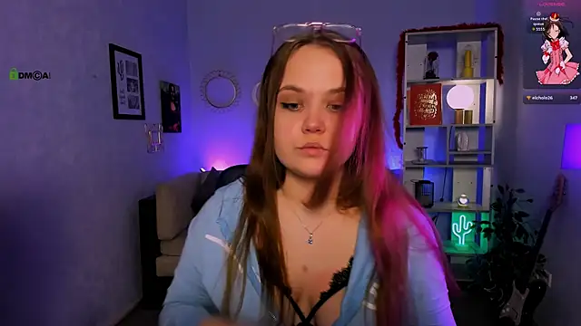 keri ti online show from April 10, 12:06 am