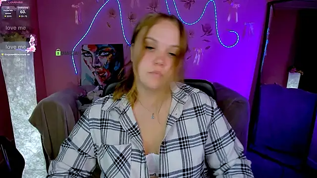 Snapshot of keri_ti chatting on July 15, 7:21 pm keri ti online show from July 15, 7:21 pm