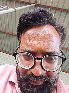 Snapshot of hard_boy9455 chatting on September 19, 7:01 am hard boy9455 online show from September 19, 7:01 am