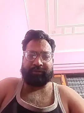 Snapshot of hard_boy9455 chatting on November 14, 12:47 am hard boy9455 online show from November 14, 12:47 am