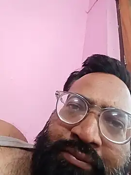 Snapshot of hard_boy9455 chatting on November 15, 1:31 am hard boy9455 online show from November 15, 1:31 am