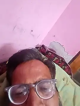 Snapshot of hard_boy9455 chatting on September 27, 1:28 pm hard boy9455 online show from September 27, 1:28 pm