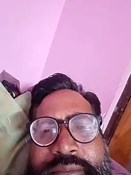 Snapshot of hard_boy9455 chatting on September 21, 2:11 pm hard boy9455 online show from September 21, 2:11 pm