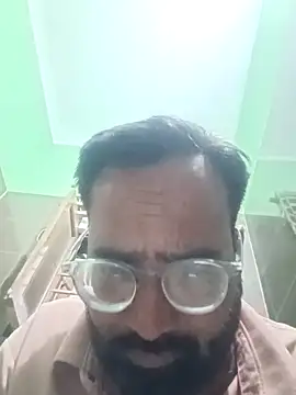 Snapshot of hard_boy9455 chatting on October 26, 12:27 pm hard boy9455 online show from October 26, 12:27 pm