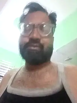 Snapshot of hard_boy9455 chatting on November 30, 12:44 am hard boy9455 online show from November 30, 12:44 am