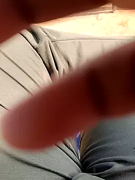 Snapshot of hard_boy9455 chatting on October 9, 2:56 am hard boy9455 online show from October 9, 2:56 am