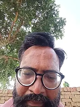 Snapshot of hard_boy9455 chatting on September 18, 4:37 am hard boy9455 online show from September 18, 4:37 am