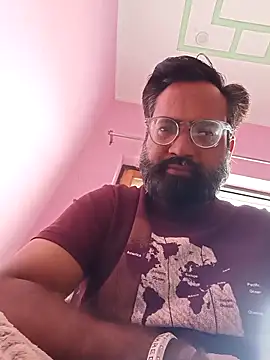 Snapshot of hard_boy9455 chatting on October 15, 3:05 am hard boy9455 online show from October 15, 3:05 am