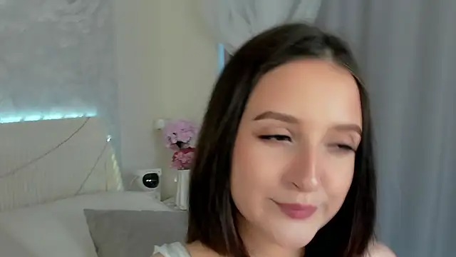 FalineBeacher online show from April 7, 1:07 am