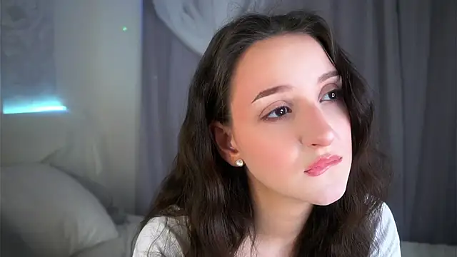 FalineBeacher online show from March 7, 1:34 am