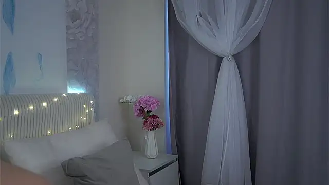 FalineBeacher online show from March 20, 1:06 am