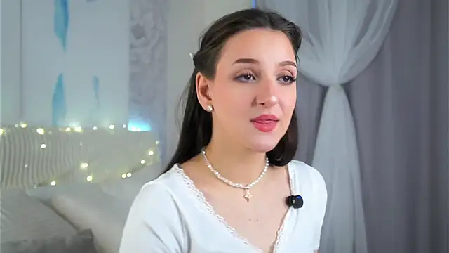 FalineBeacher online show from March 16, 1:13 am